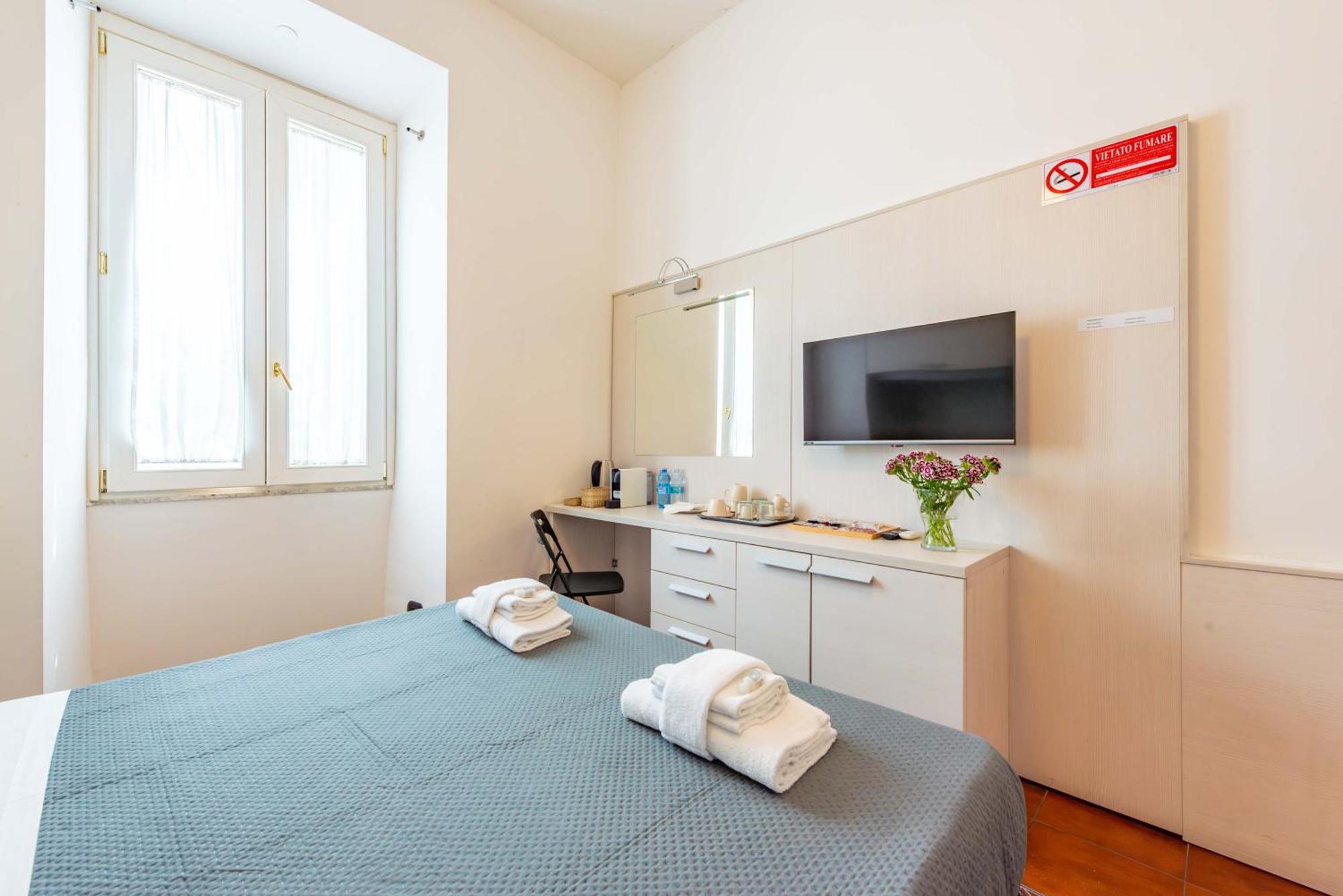 Andenis Tiber House Hotel Rome Exterior photo