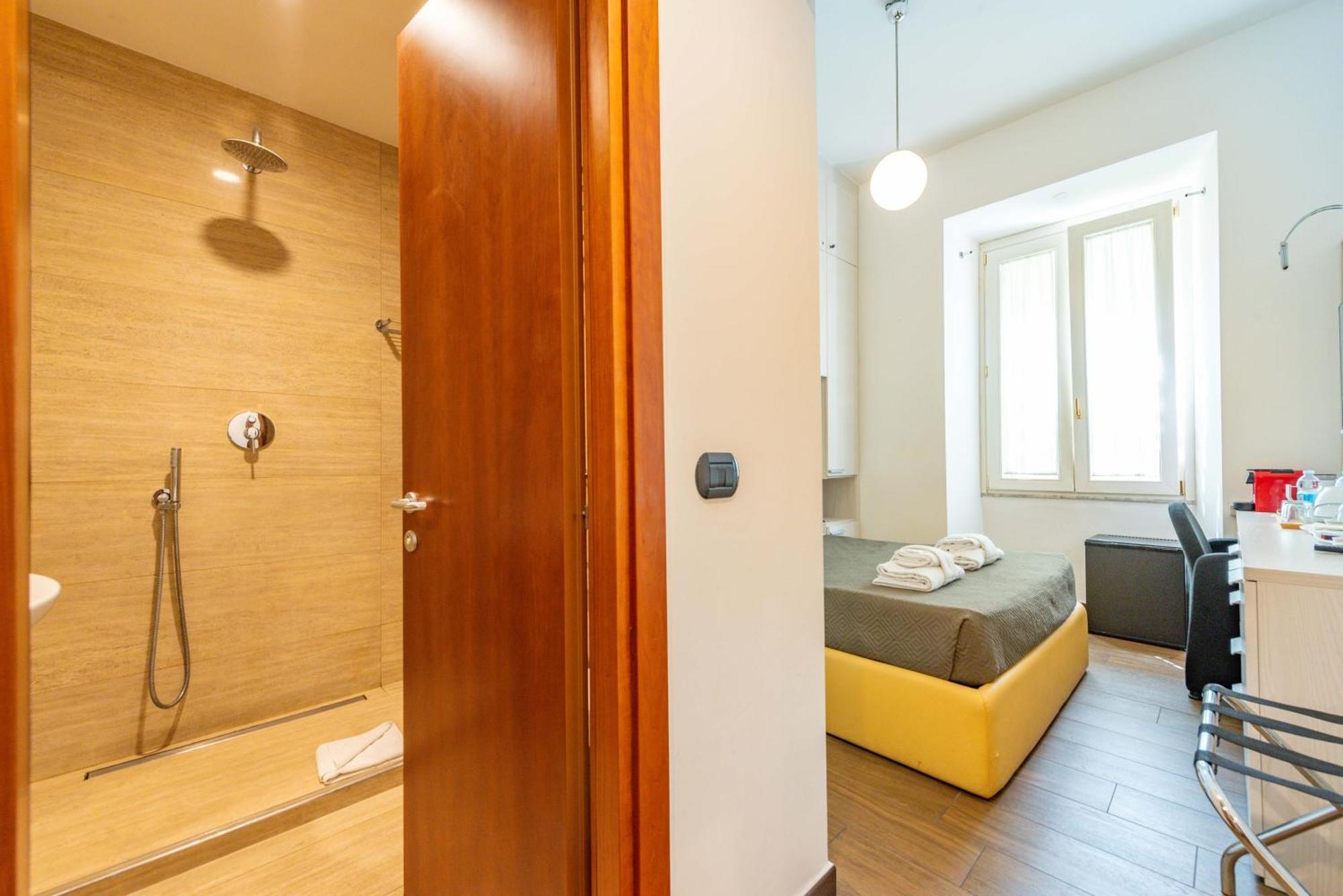 Andenis Tiber House Hotel Rome Exterior photo
