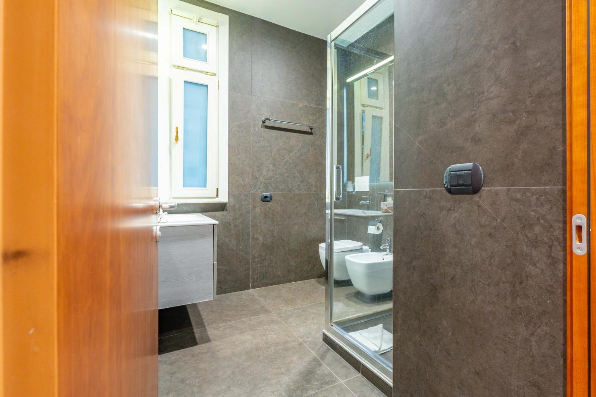 Andenis Tiber House Hotel Rome Exterior photo